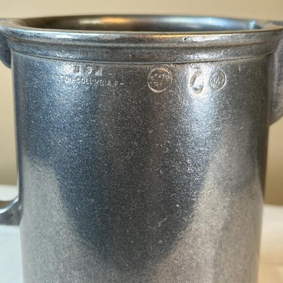 Vintage Wilton Armetale Tavern Pitcher 7.33' Tall BarMaid Mancave Renaissance - Picture 6 of 8